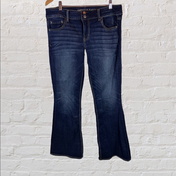 American Eagle Outfitters Denim - American Eagle artist flare jeans size 14